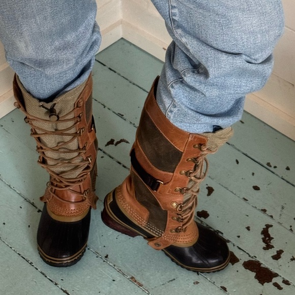 Sorel Size 6 SOREL CONQUEST CARLEY |I TALL WATERPROOF Boot Note Heel Damage - Picture 1 of 17